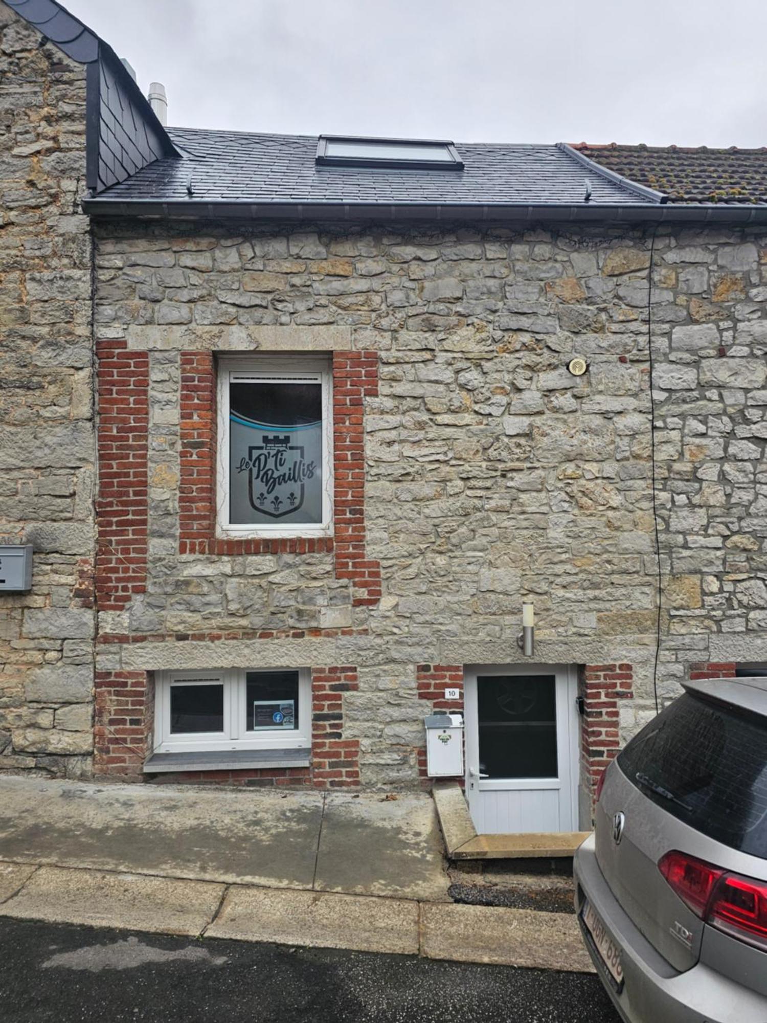 Gite Le Pt'I Baillis Nismes 外观 照片